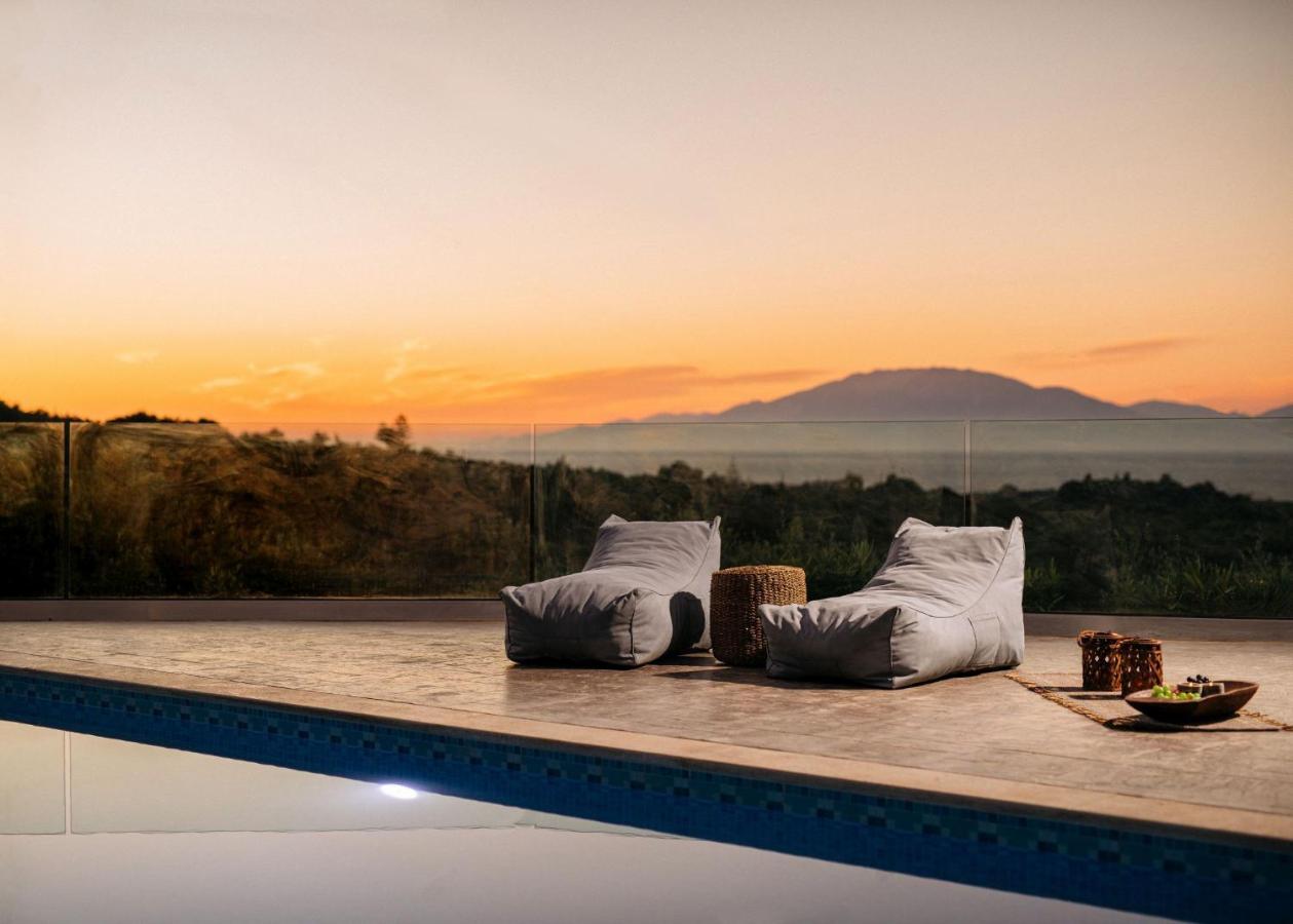 Villa Venia - Cozy Escape With Scenic Sew View, By Zantewize Трагакі Екстер'єр фото